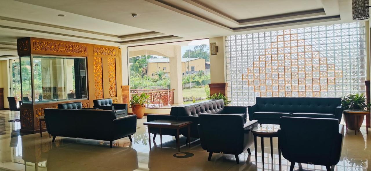 Kampala Nile Resort Seeta Exteriör bild